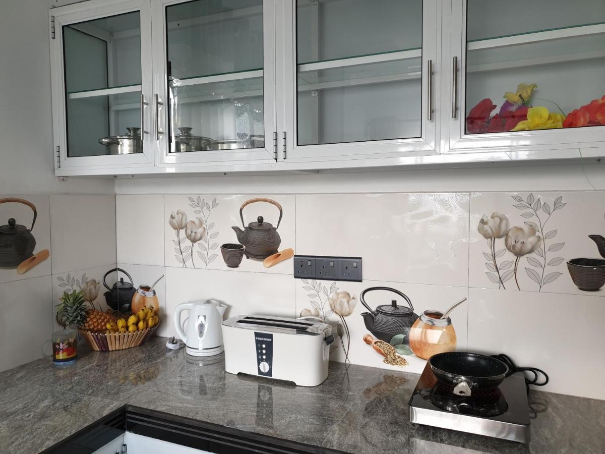 Indika'S Apartment Hikkaduwa Εξωτερικό φωτογραφία